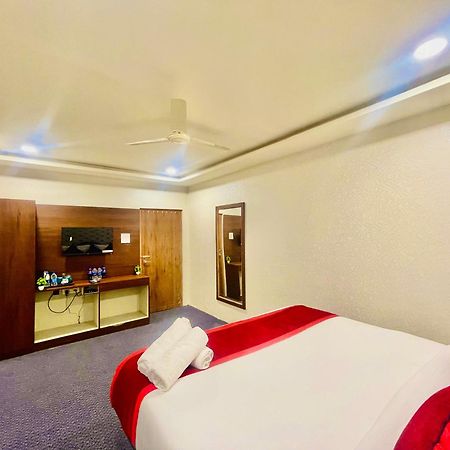 Hotel Eagle Grand Hyderabad Airport Zone Shamshabad Luaran gambar
