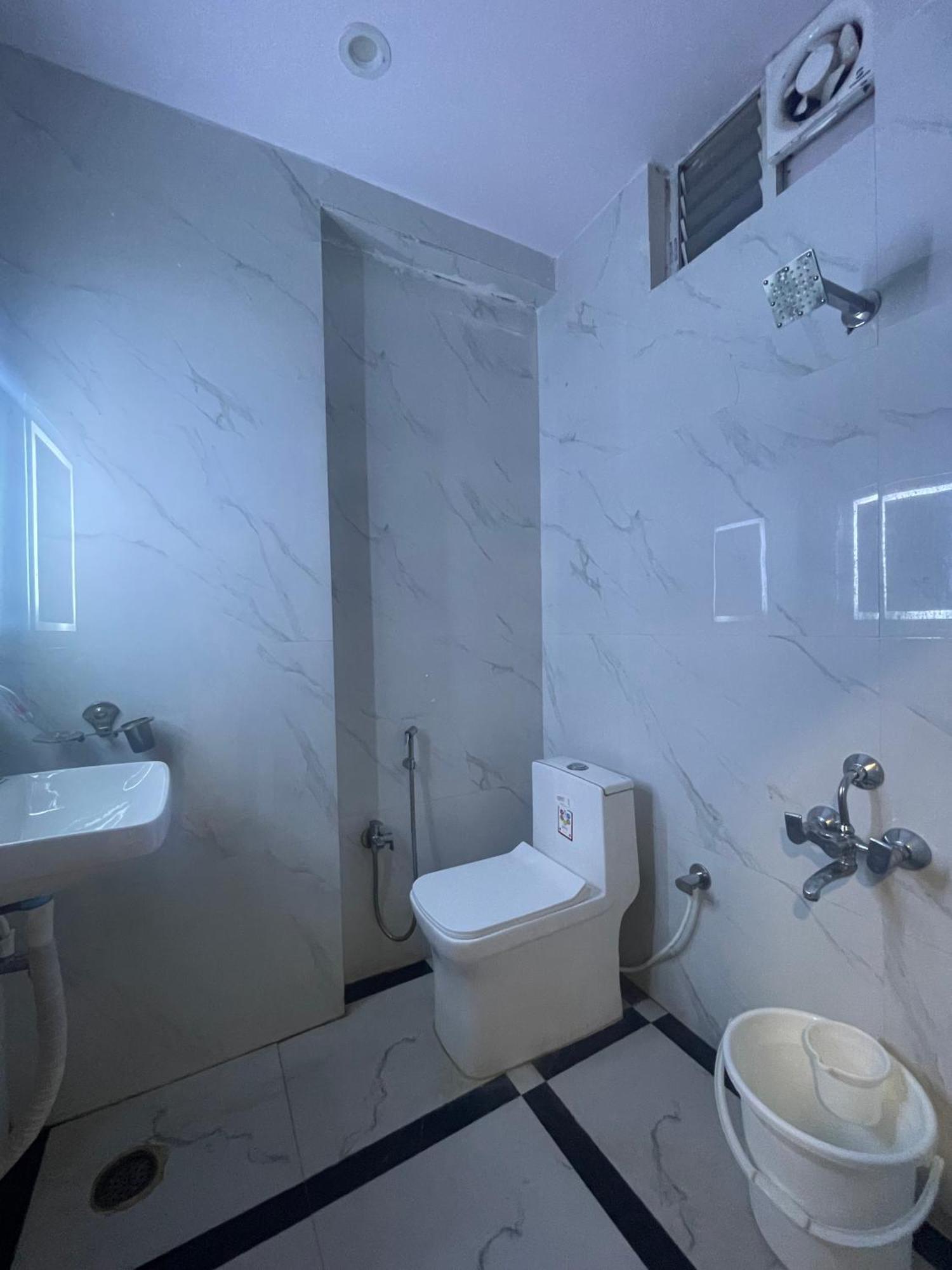 Hotel Eagle Grand Hyderabad Airport Zone Shamshabad Luaran gambar
