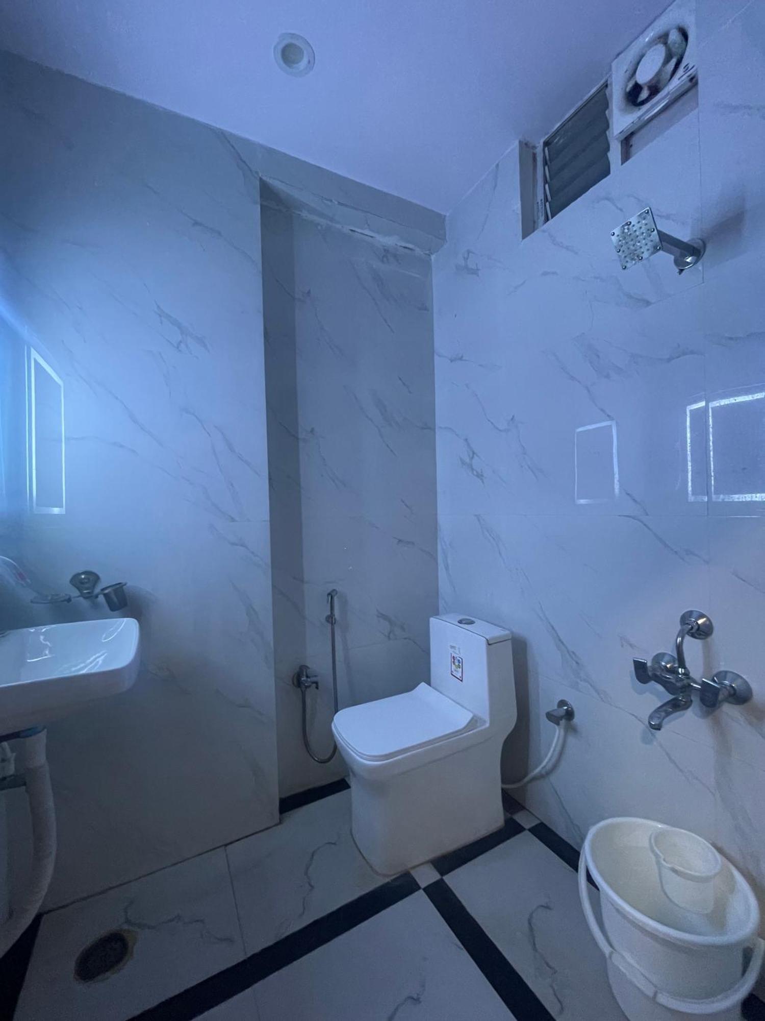 Hotel Eagle Grand Hyderabad Airport Zone Shamshabad Luaran gambar